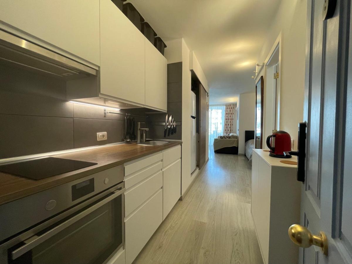 Apartamento Con Piscina En Golf Del Sur San Miguel de Abona Luaran gambar
