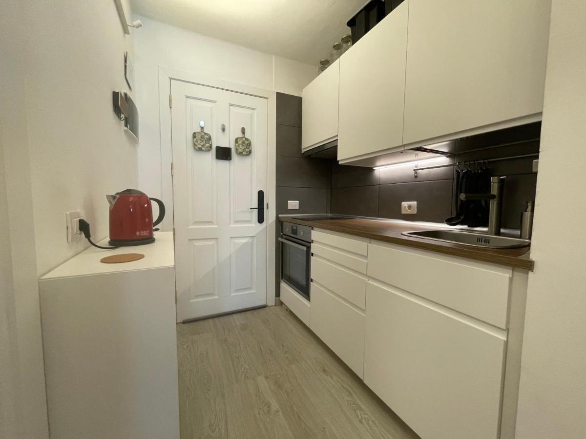 Apartamento Con Piscina En Golf Del Sur San Miguel de Abona Luaran gambar
